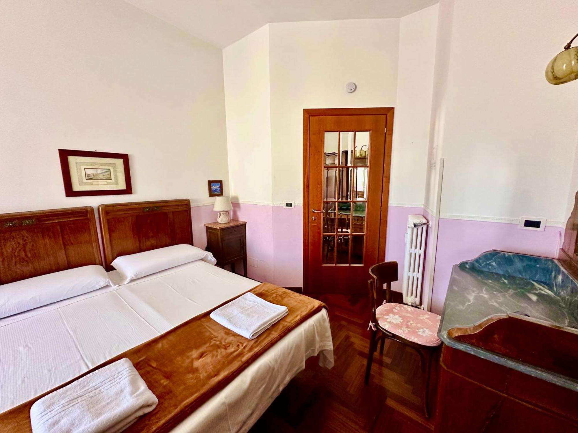 Pardis Guest House Roma Ngoại thất bức ảnh